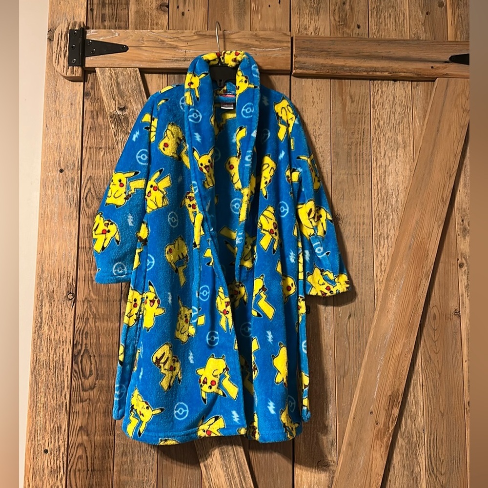 Pokeman robe for toddler